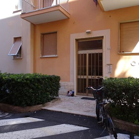 Poppy Apartment Levanto Exterior photo
